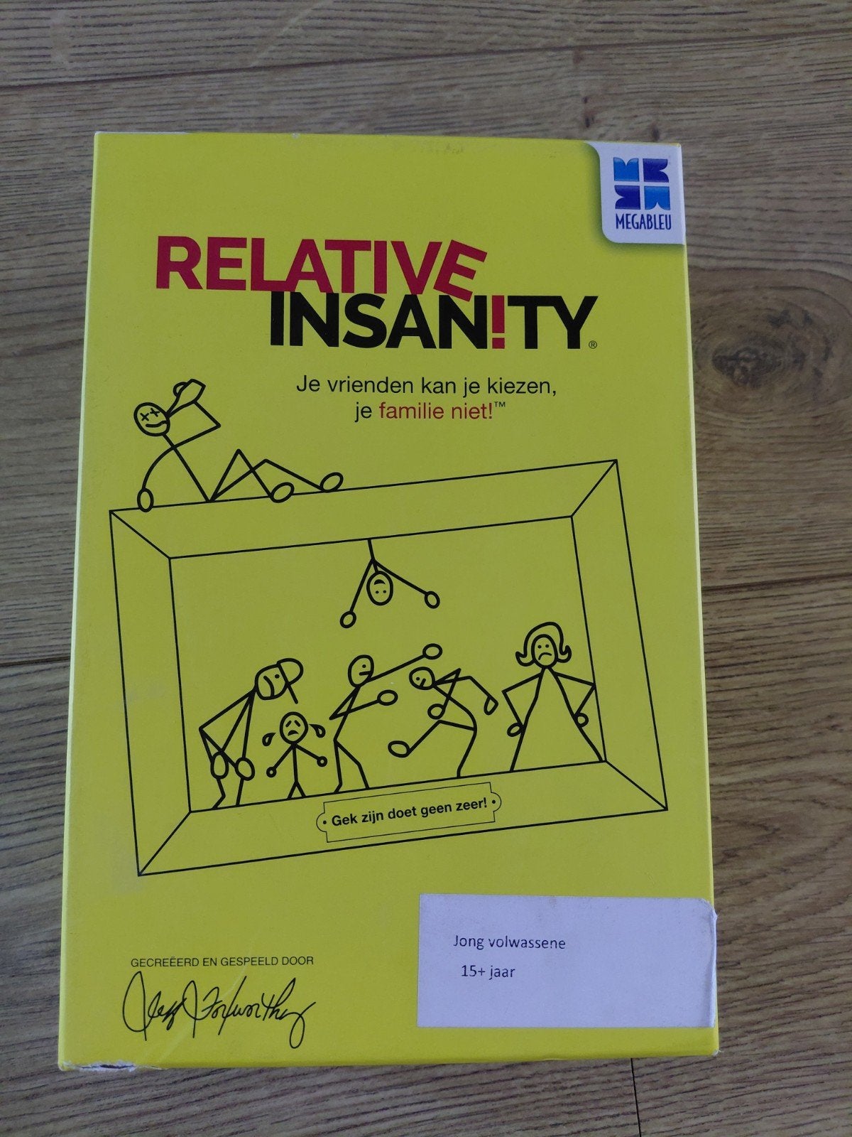Relative Insanity: Hilarisch Kaartspel voor Volwassenen, Vijf spelers of meer, Ophalen of Verzenden, Zo goed als nieuw, MEGABLEU