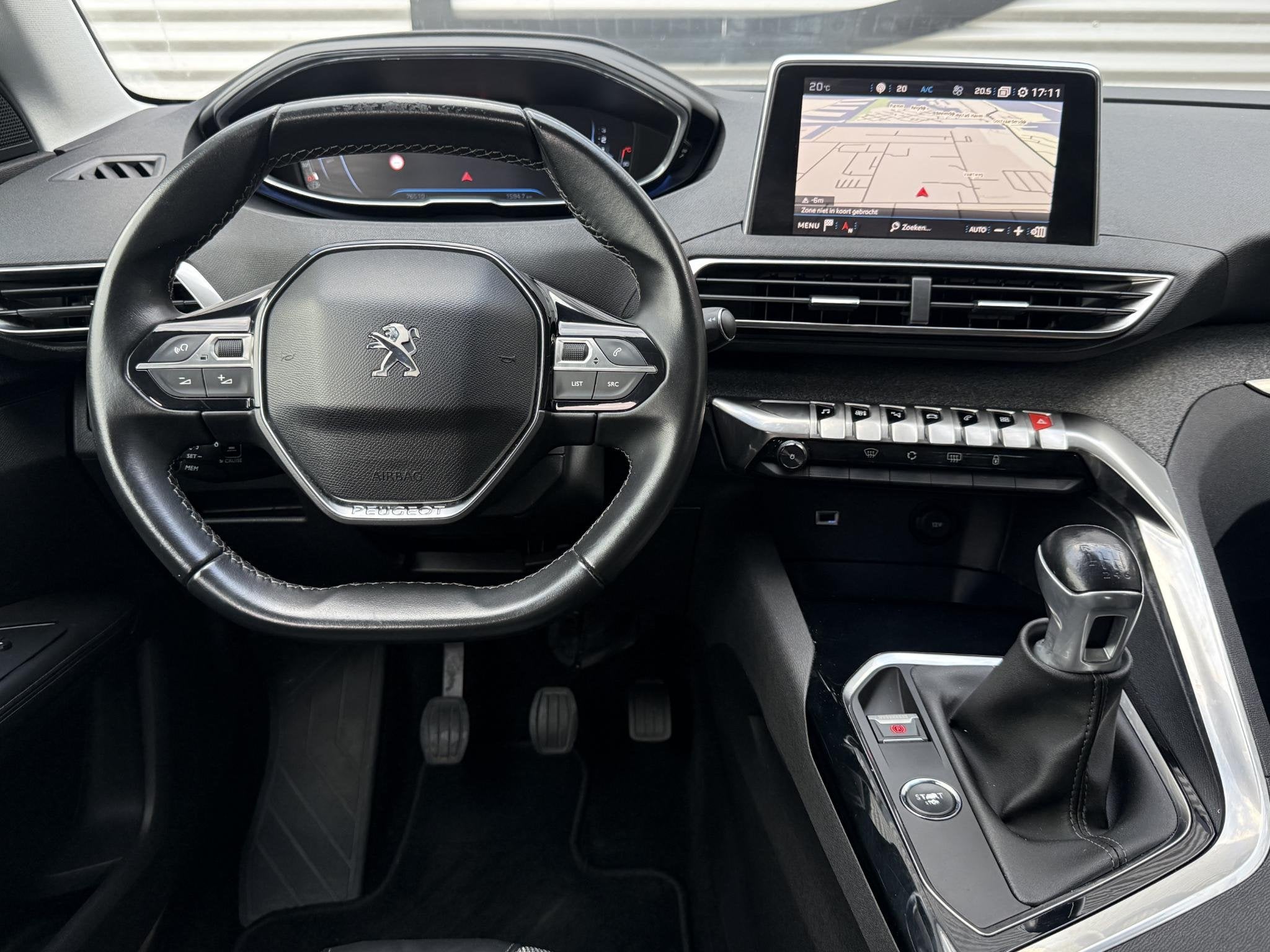 Peugeot 3008 1.2 PureTech Allure Camera|Carplay|Cruise|PDC V, Auto's, Gebruikt, Euro 6, 1199 cc, Leder en Stof