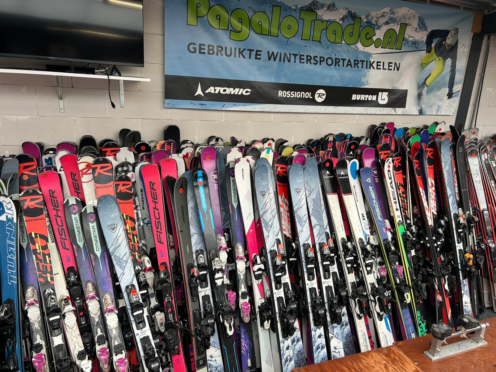 Groot assortiment gebruikte skiës, diverse maten, Overige merken, Gebruikt, Ophalen of Verzenden, A