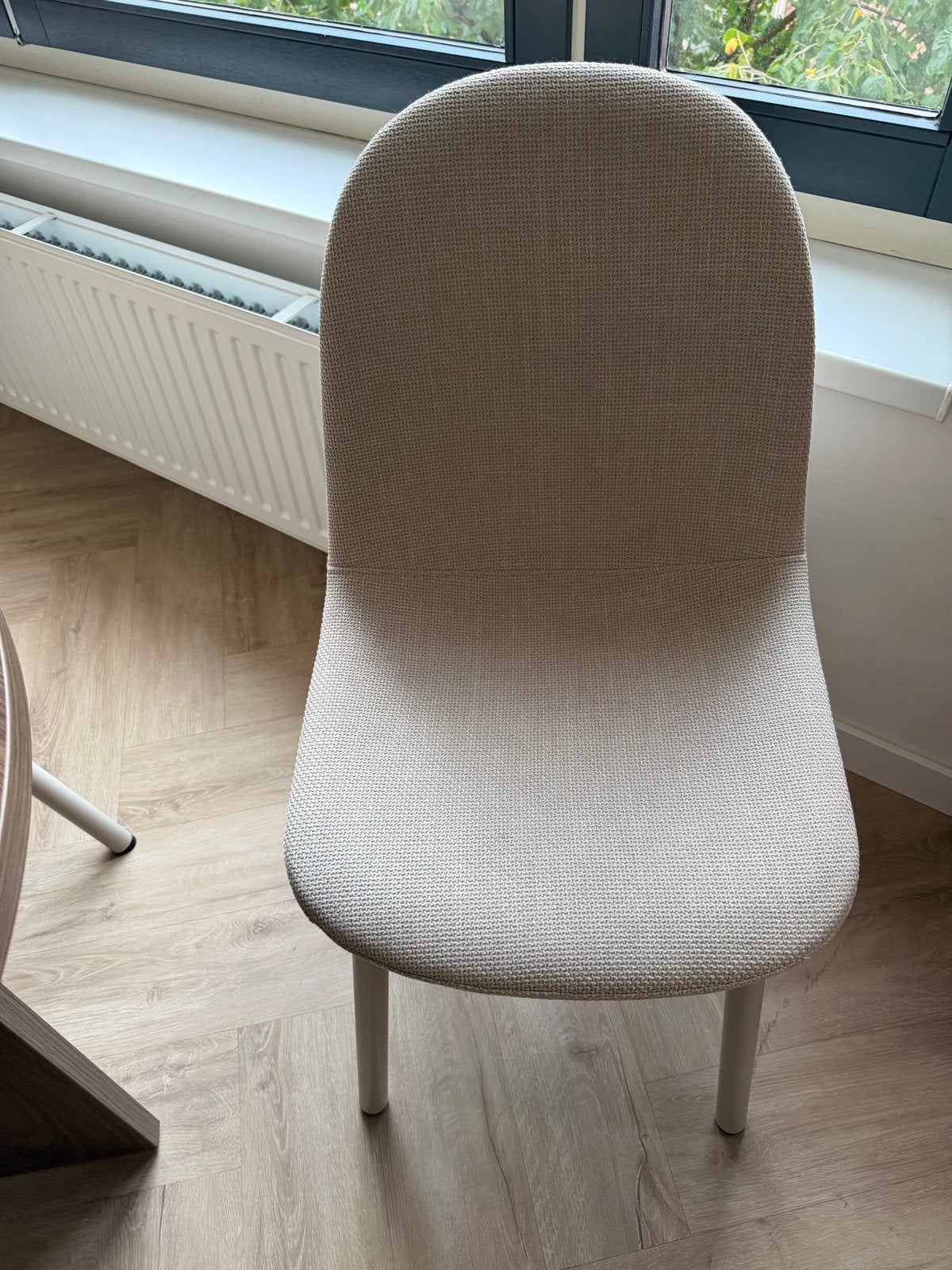 Set van 6 JYSK EJSTRUP eetkamerstoelen - Beige stof, Ophalen, Overige kleuren, Zo goed als nieuw, Stof