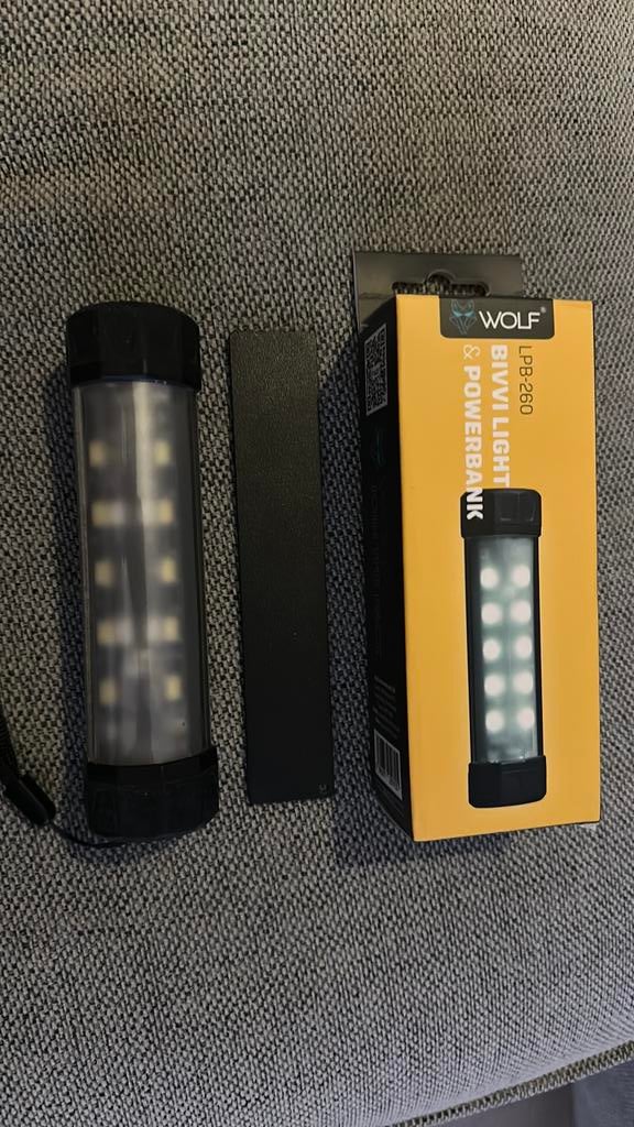 Wolf bivvi lamp plis powerbank te koop., Ophalen of Verzenden, Zo goed als nieuw, Overige typen