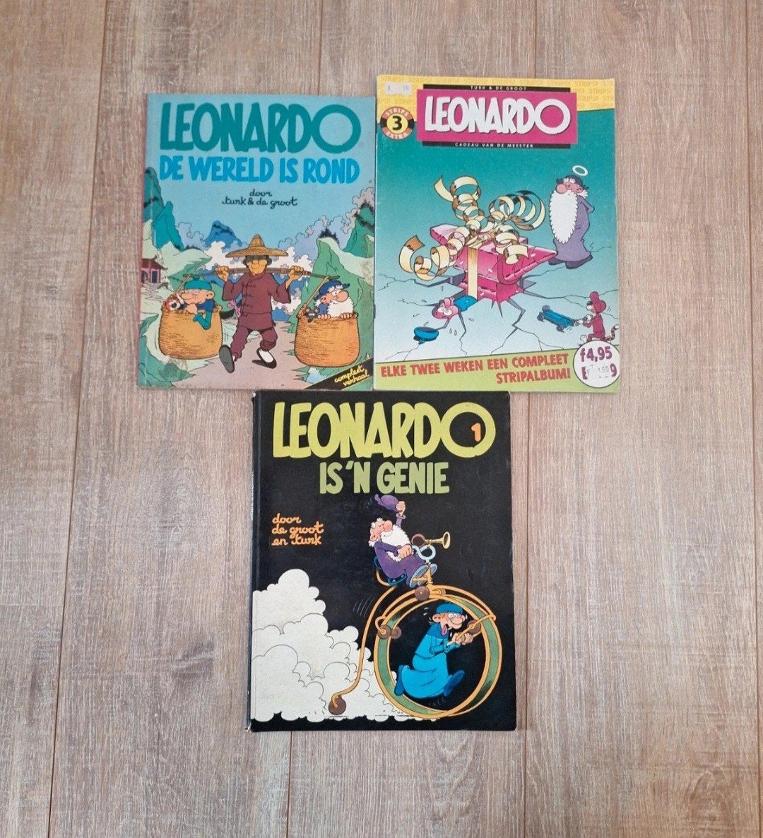 Oude Leonardo stripboeken - De wereld is rond, Is 'n genie, Meerdere stripboeken, Ophalen of Verzenden, Gelezen, Turk & De Groot