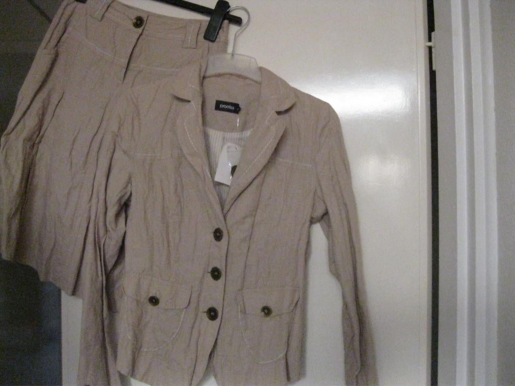 Promiss jasje + rok beige 36 /s nieuw!, Promiss, Kostuum of Pak, Verzenden, Beige
