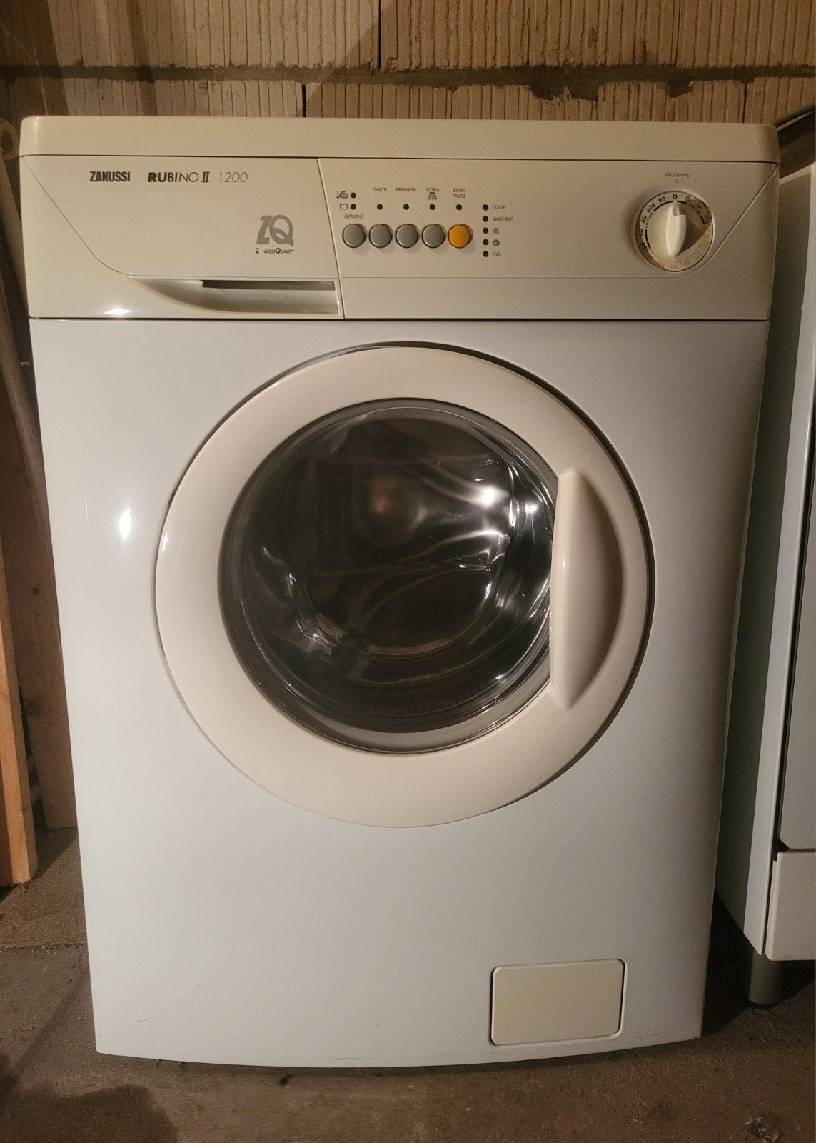 Wasmachine Zanussi Rubino II 1200, Ophalen, Gebruikt, 1200 tot 1600 toeren, 85 tot 90 cm