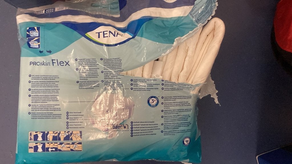Tena flex incontinentie 2 maten, Ophalen of Verzenden, Nieuw