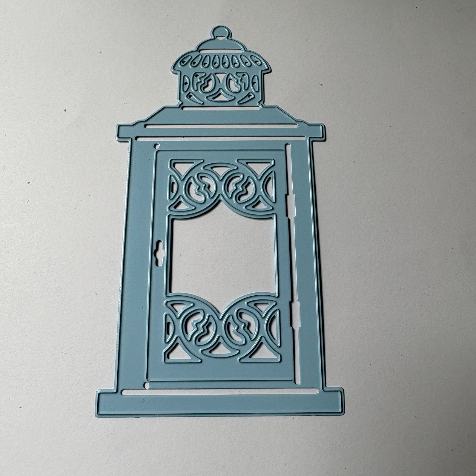 Marianne design snijmal lantaarn, Hobby en Vrije tijd, Kaarten | Zelf maken, Ophalen of Verzenden, Zo goed als nieuw, Overige thema's