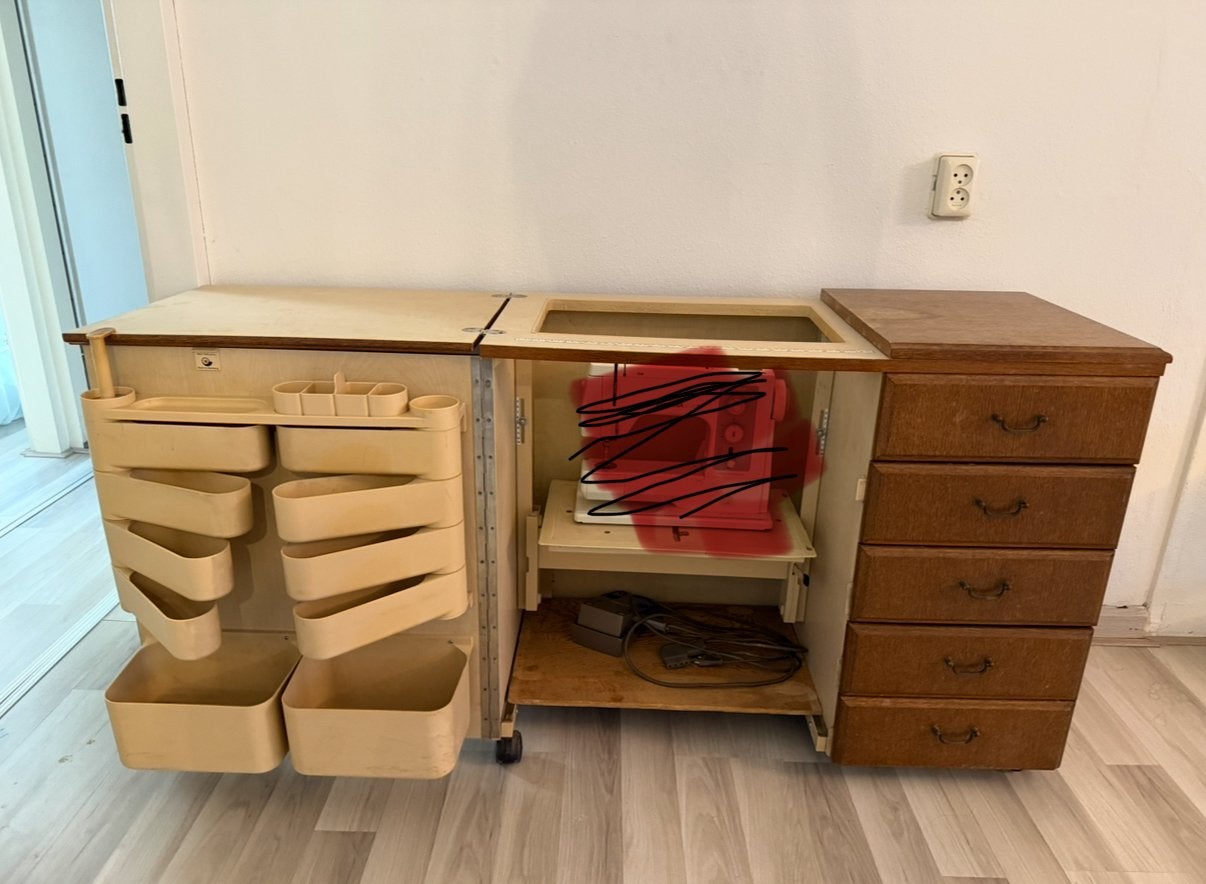 Naaitafel horn collection, Ophalen, Gebruikt, Naaimachine, Bernina