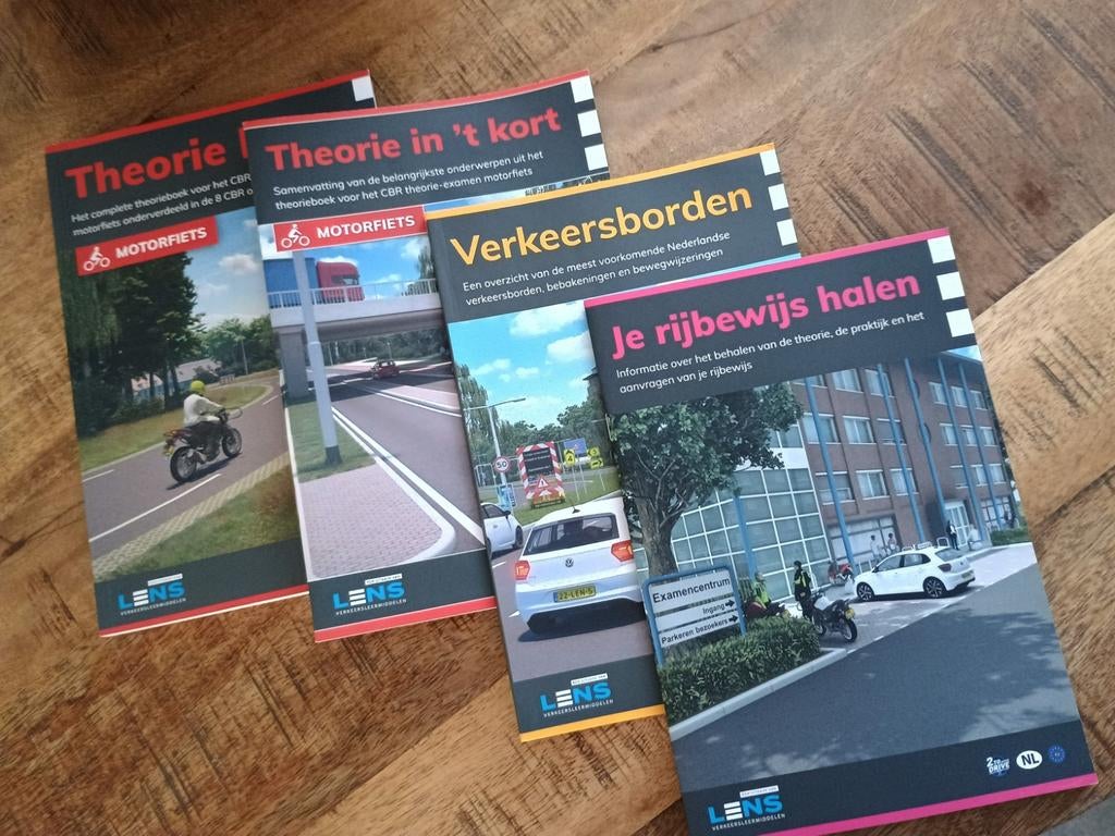 Theorie motor boeken, Boeken, Auto's | Boeken, Zo goed als nieuw, Algemeen, Ophalen of Verzenden
