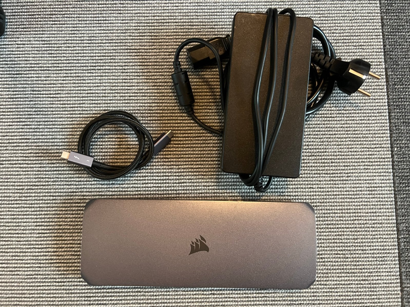 Corsair TBT100 Thunderbolt 3 Dock, Computers en Software, Dockingstations, Ophalen of Verzenden, Zo goed als nieuw, Docking station