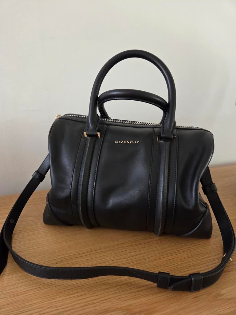 Givenchy Large Zwart Leren Handtas - Zo goed als ni, Ophalen of Verzenden, Zo goed als nieuw, Zwart, Handtas