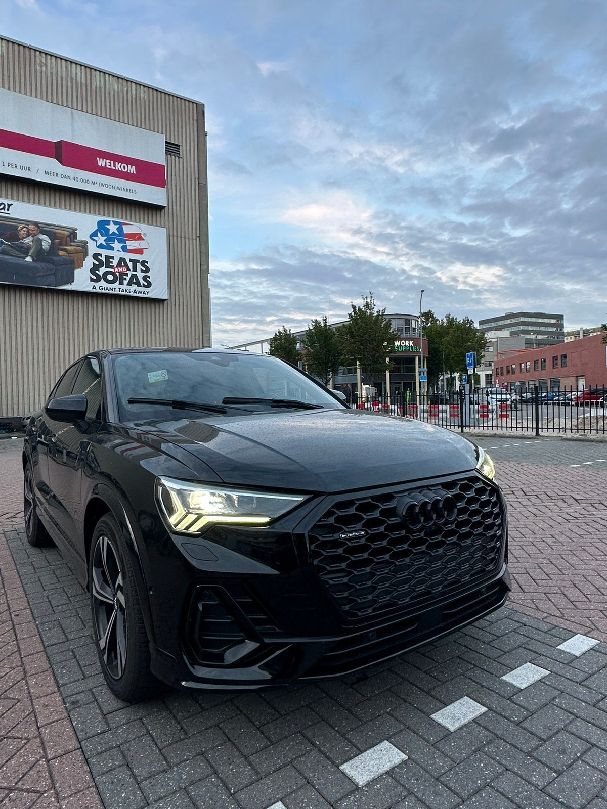 Audi Q3 2.0 40 TDI S-LINE 3X FULL…, Auto's, Audi, Automaat, Euro 5, Zwart, Diesel