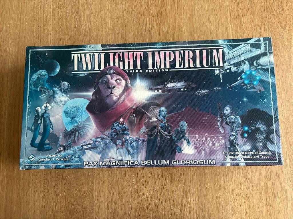 Twilight Imperium (third edition), Ophalen of Verzenden, Zo goed als nieuw, Fantasy Flight Games