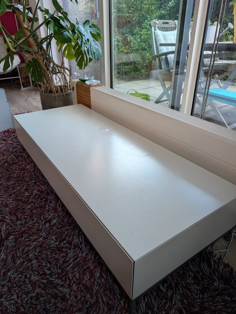Luxe Hülsta greeploos lowboard / TV-meubel – Wit – Design, Ophalen, 150 tot 200 cm, Nieuw, Design, modern, wit, greeploos, strak