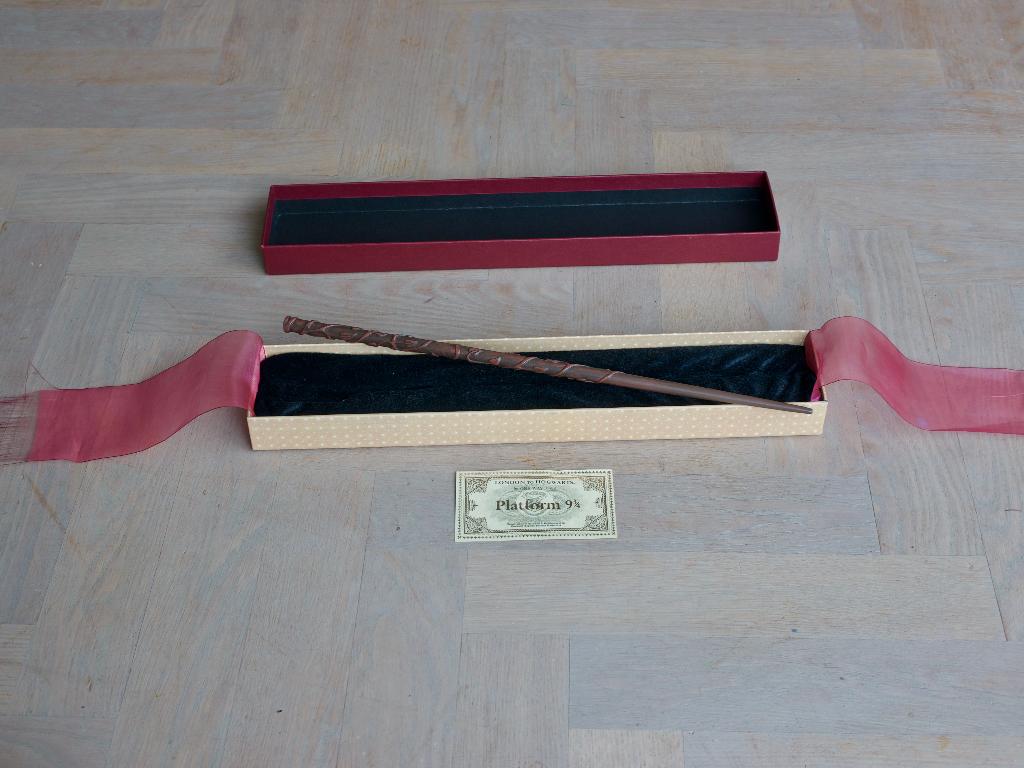 Harry Potter Toverstaf Hermelien Griffel, Verzamelen, Harry Potter, Ophalen, Zo goed als nieuw, Replica