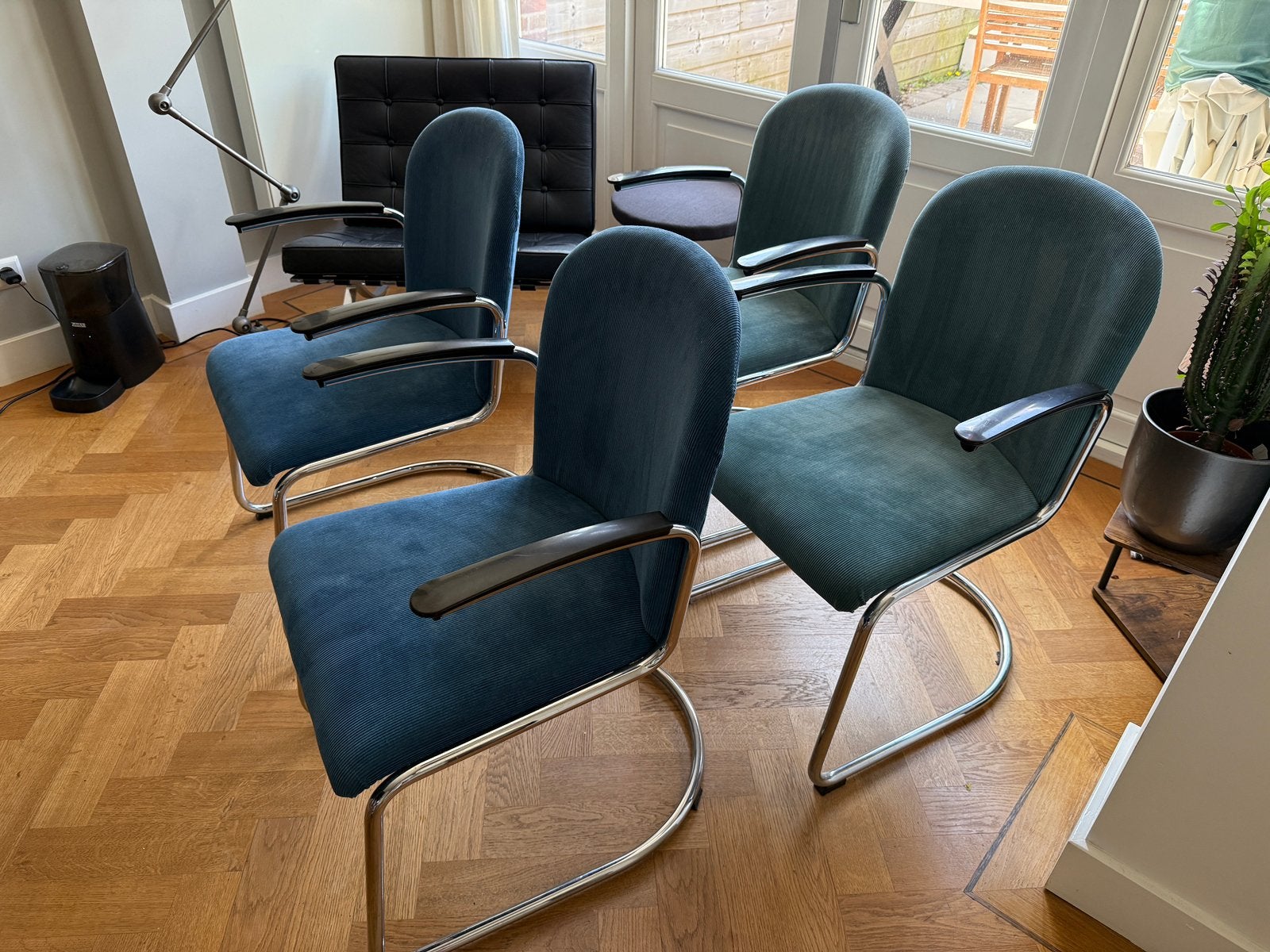 4 x Gispen stoelen 413 (dutch originals), Ophalen, Overige kleuren, Zo goed als nieuw, Stof