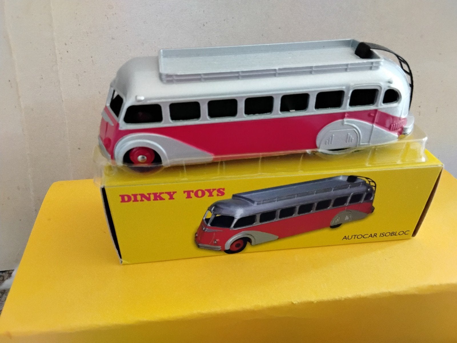 DINKY TOYS ATLAS AUTOCAR ISOBLOC NO 29 E, Ophalen of Verzenden, Bus of Vrachtwagen, Overige merken