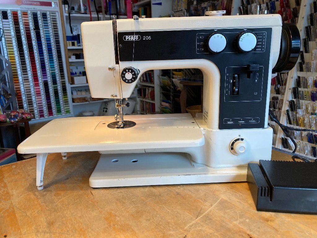 Pfaff 205 - zigzag naaimachine met vrije arm, Duitsland, Verzenden, Pfaff, Gebruikt