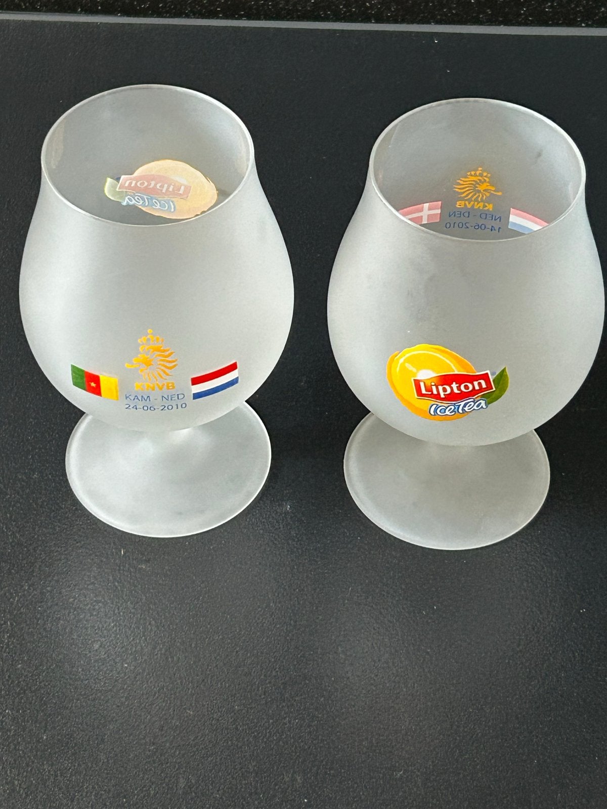Lipton Ice Tea WK 2010 Glazen (2 stuks), Gebruikt, Meerkleurig, Overige stijlen, Ophalen of Verzenden