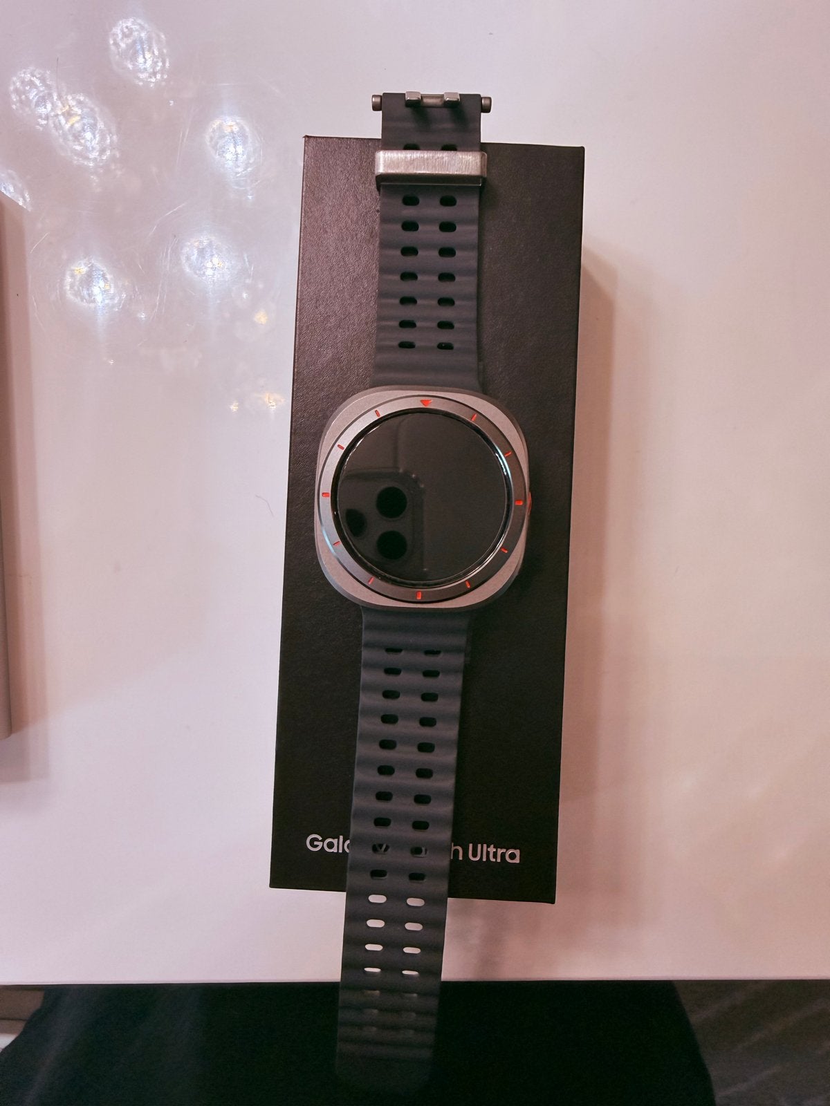 Samsung Galaxy Watch Ultra 2025 met 2 smart tag 2, Hartslag, Ophalen of Verzenden, Zo goed als nieuw, Waterdicht