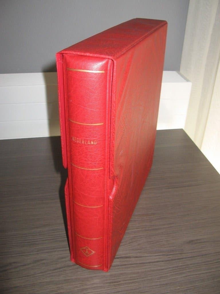 Leuchtturm album Nederland 1960 t/m 1990. Leeg., Verzenden, Verzamelalbum
