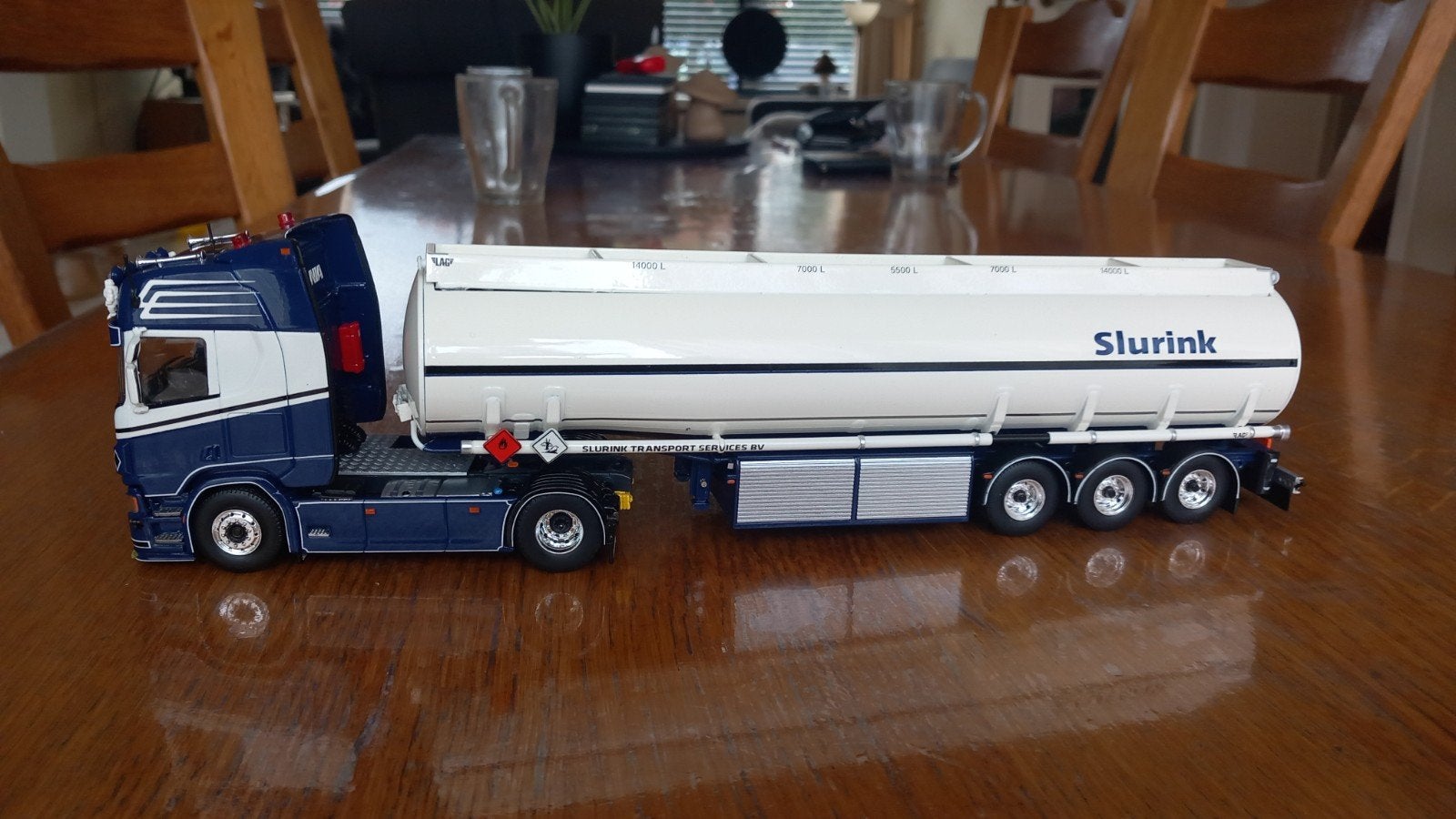tekno slurink tankwagen, Ophalen, Zo goed als nieuw, Bus of Vrachtwagen, Tekno