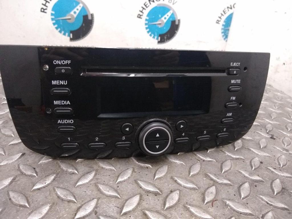 FIAT PUNTO EVO 1.3 M-Jet Dynamic RADIO 2011, Ophalen of Verzenden, Gebruikt, Stiba lid