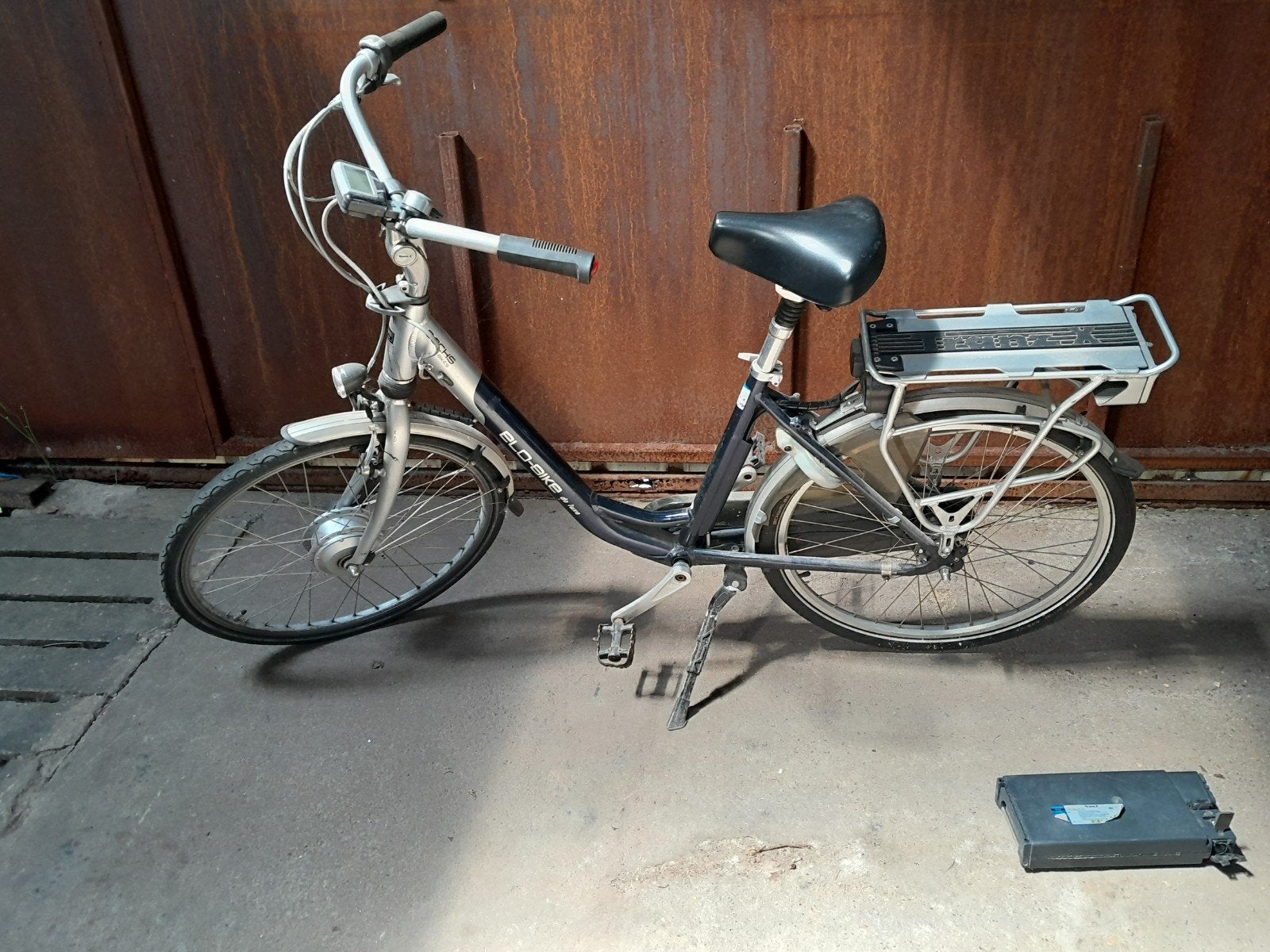 Kapotte Gebruikte Sachs Elo-Bike de Luxe E-bike, Ophalen, Minder dan 30 km per accu, Gebruikt, 51 tot 55 cm
