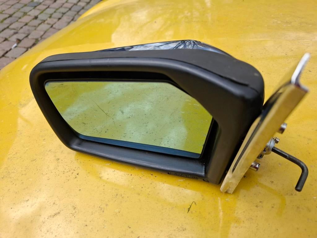 Mercedes w123 prachtige spiegel links, Ophalen of Verzenden