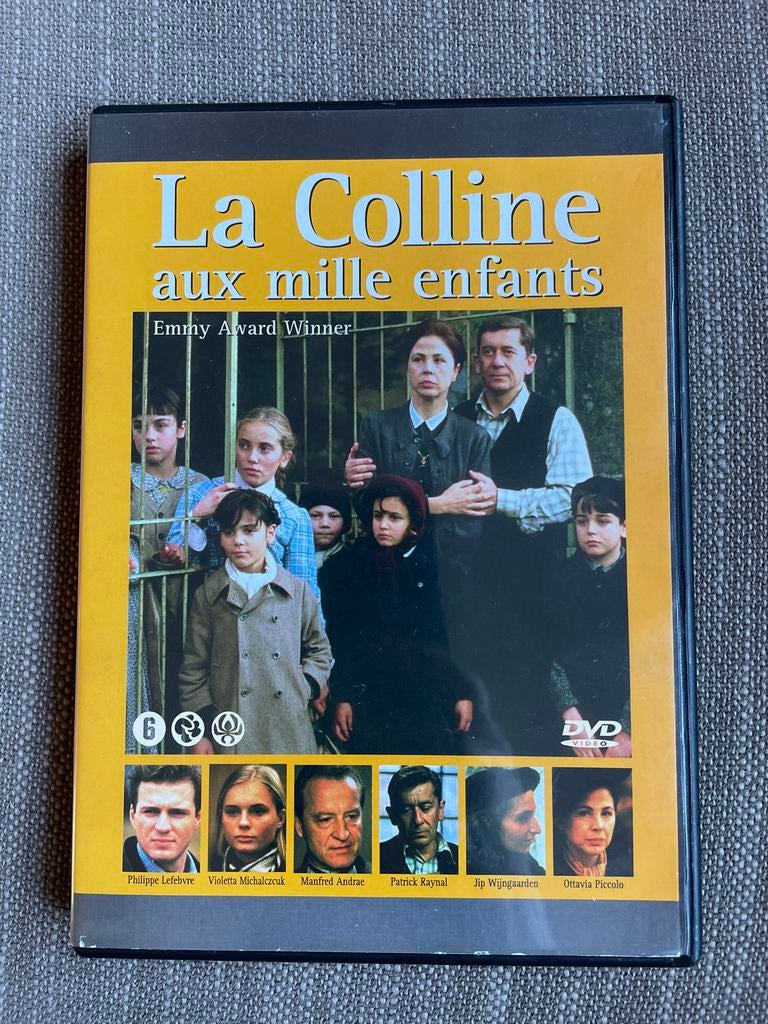 La Colline aux mille enfants - Emmy Award Winner DVD, Vanaf 6 jaar, Ophalen of Verzenden, Gebruikt, Waargebeurd drama