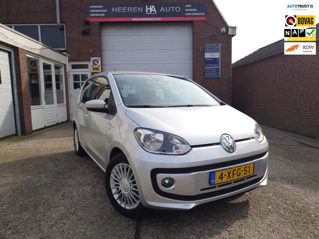 Volkswagen Up! 1.0 high up! BlueMotion Dealer onderhouden, 5, Auto's, Volkswagen, Euro 5, Stof, Gebruikt, 840 kg