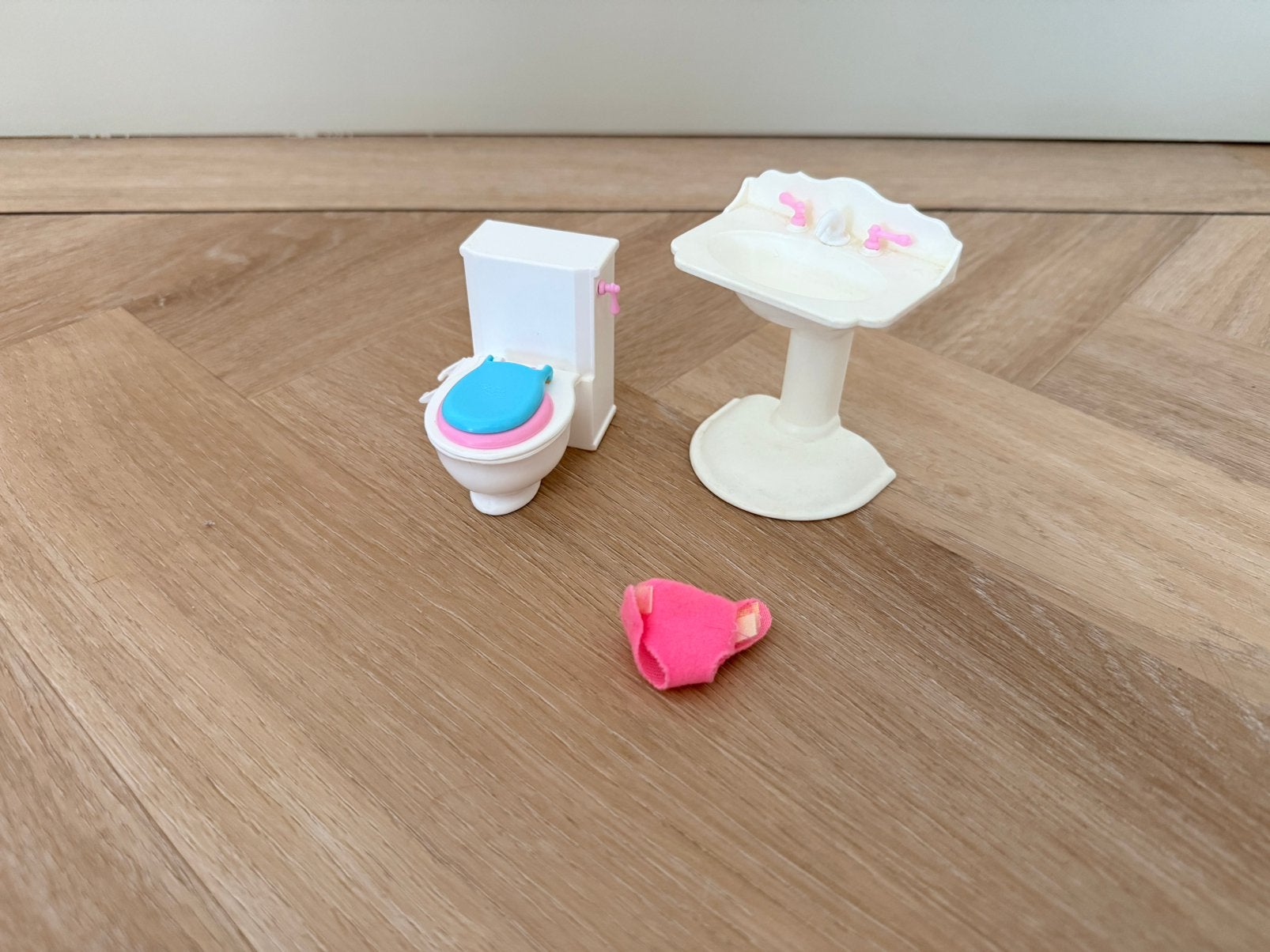 Shelly vintage Barbie wc, wastafel en luier - Potty Training, Ophalen of Verzenden, Gebruikt, Meisje
