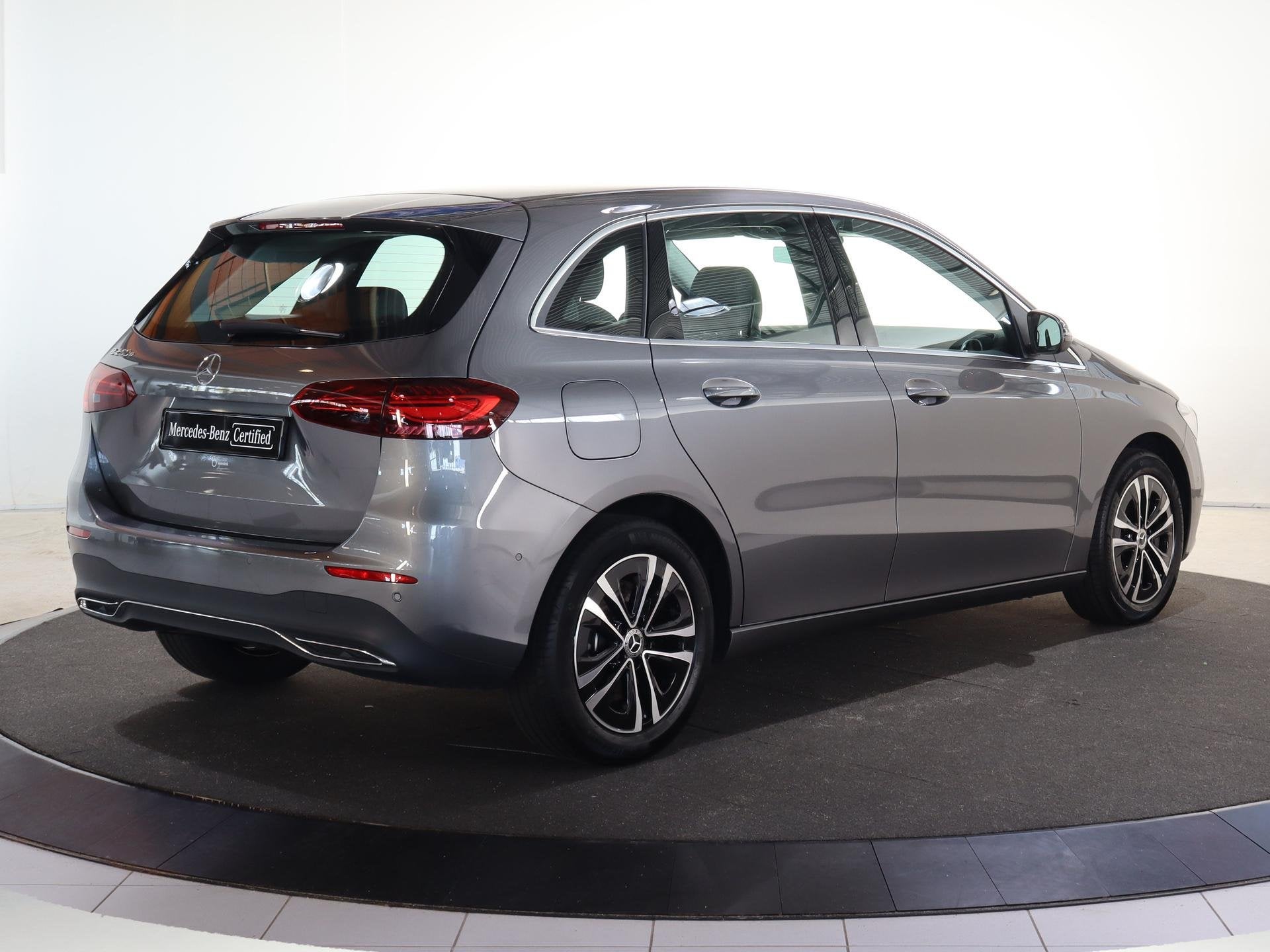 Mercedes-Benz B-klasse 250 e Luxury Line | Winter pakket | L, Auto's, Dealer onderhouden, Gebruikt, 4 cilinders, 16 kWh