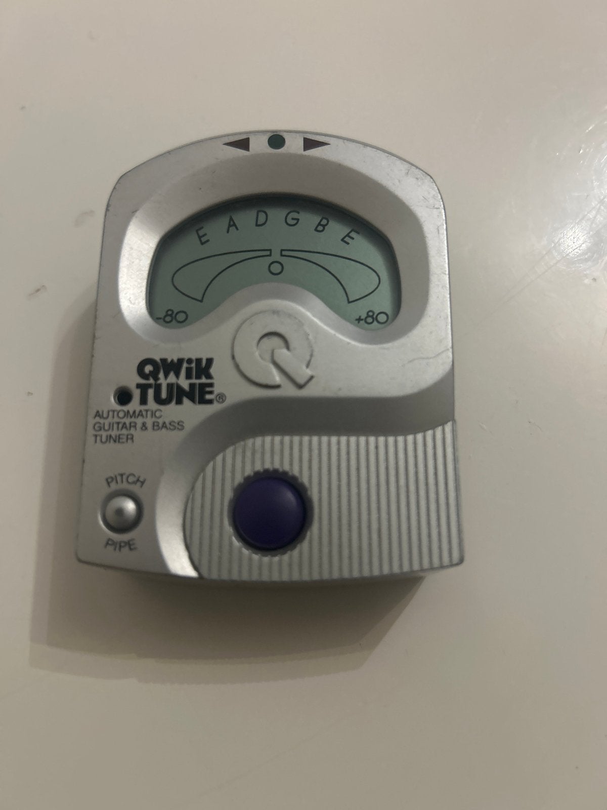Qwik Tune Automatische Gitaar & Bas Tuner