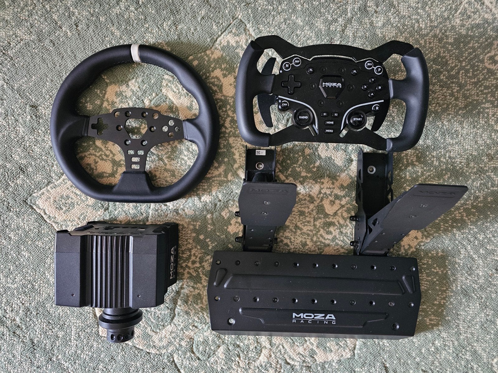 MOZA R5 Bundle + Brake Mod + Formula ES Wheel Mod, Ophalen, Zo goed als nieuw