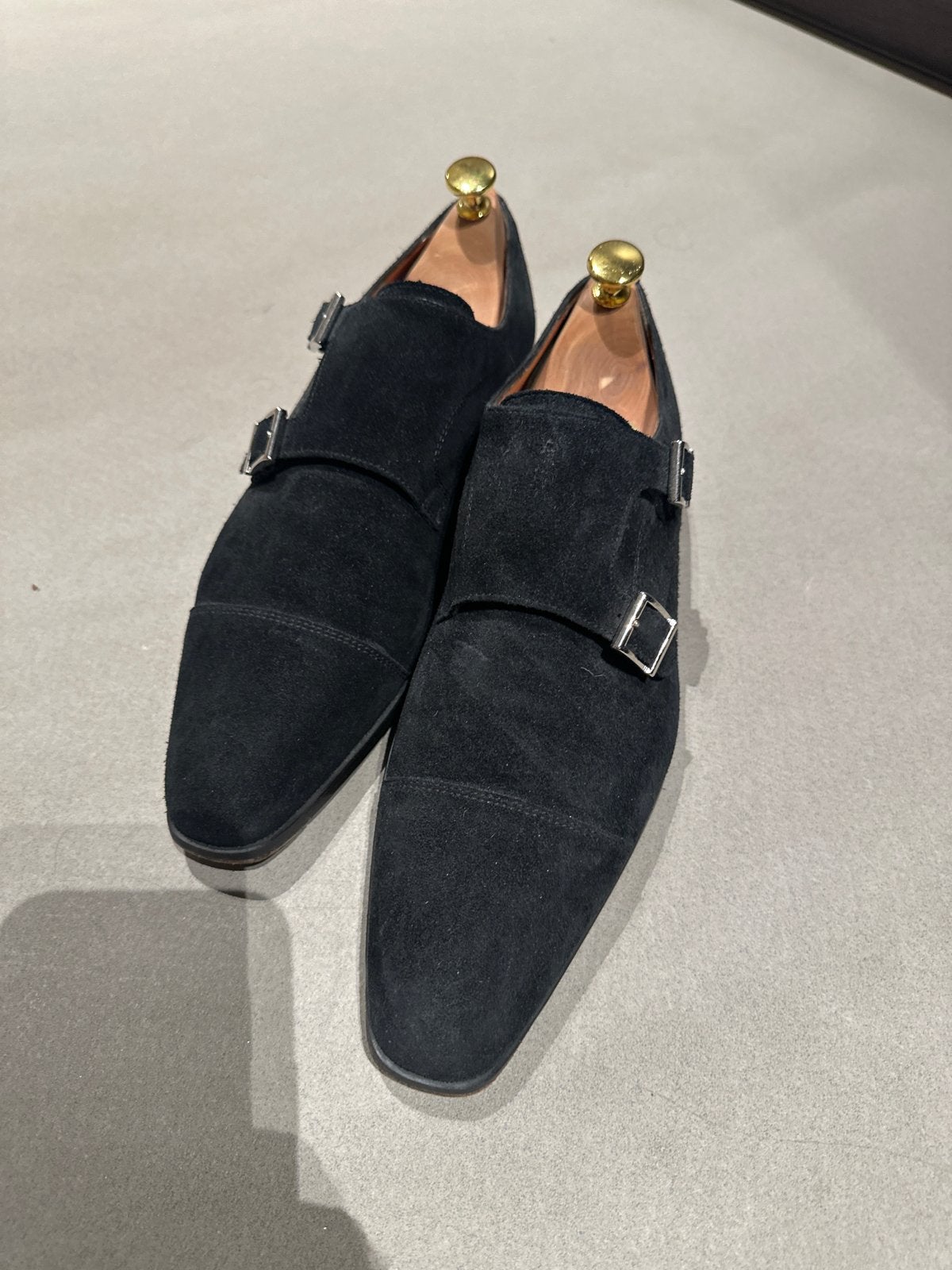 Santoni Zwart Suède Gespschoenen Maat 8 met Schoenspanners, Kleding | Heren, Ophalen of Verzenden, Nieuw, Zwart, Gespschoenen