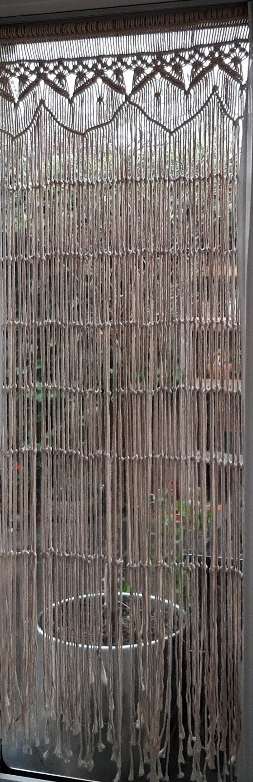 Macrame gordijn, Ophalen, Zo goed als nieuw