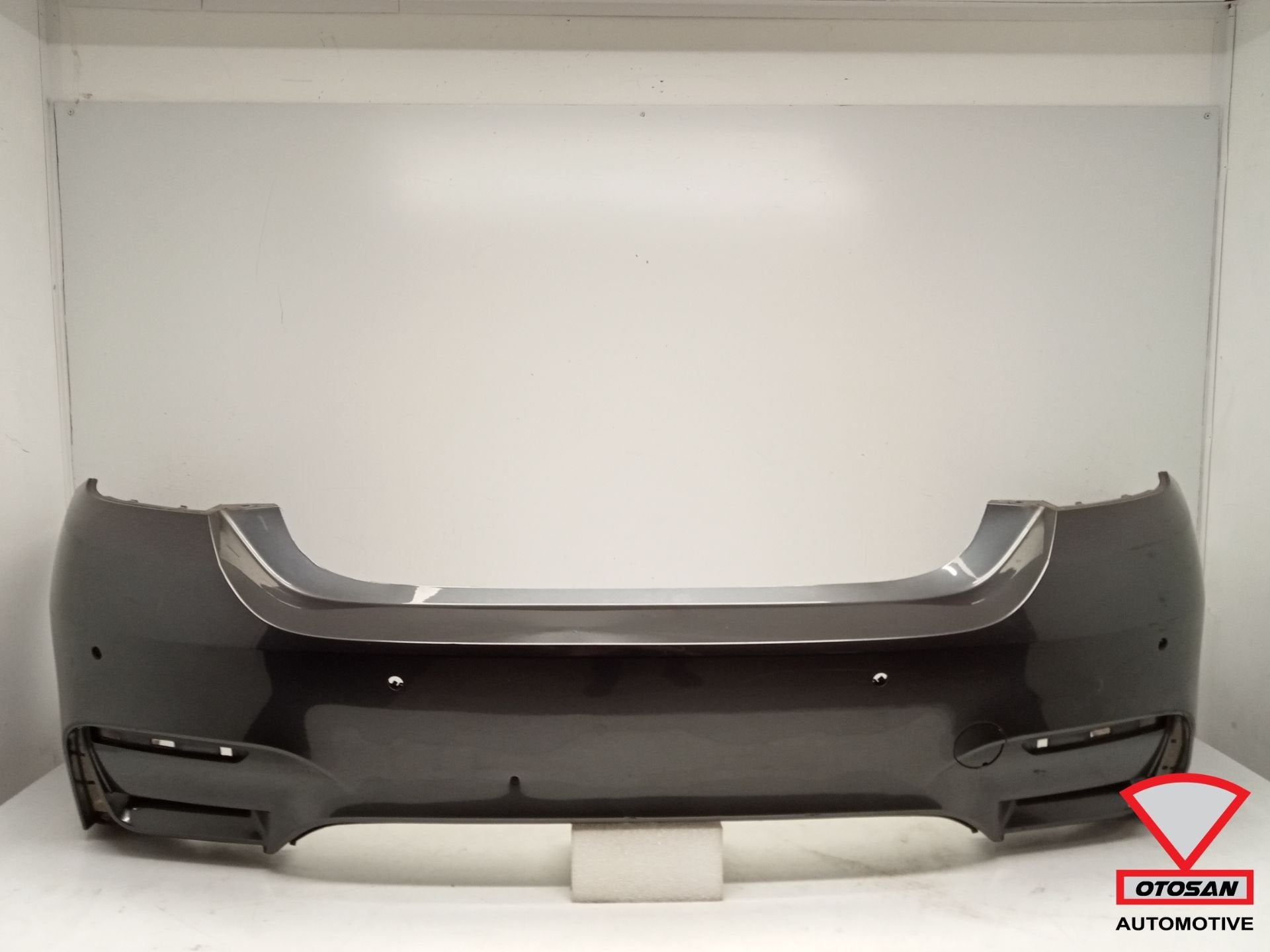 BMW M4 F82 F83 M Achterbumper Bumper 4xPDC Origineel!, Petuelring 130
80788  Munich, DE, Gebruikt, Info@bmw.de, Ophalen of Verzenden