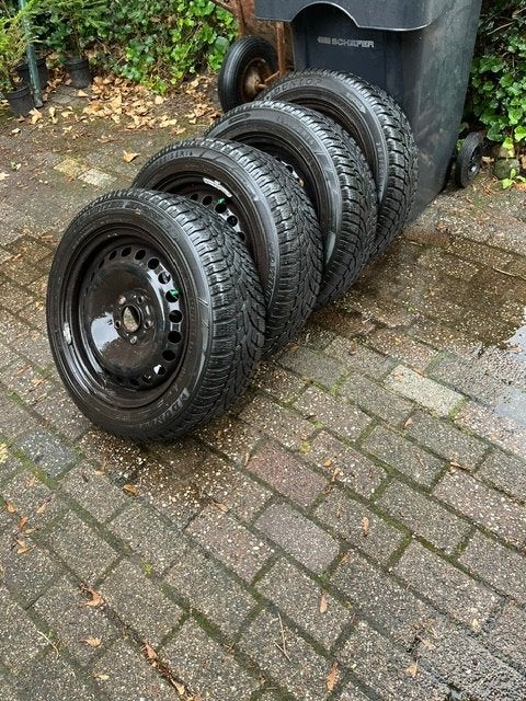 Winterbanden, Auto-onderdelen, Banden en Velgen, Ophalen, Gebruikt, 16 inch, Band(en)