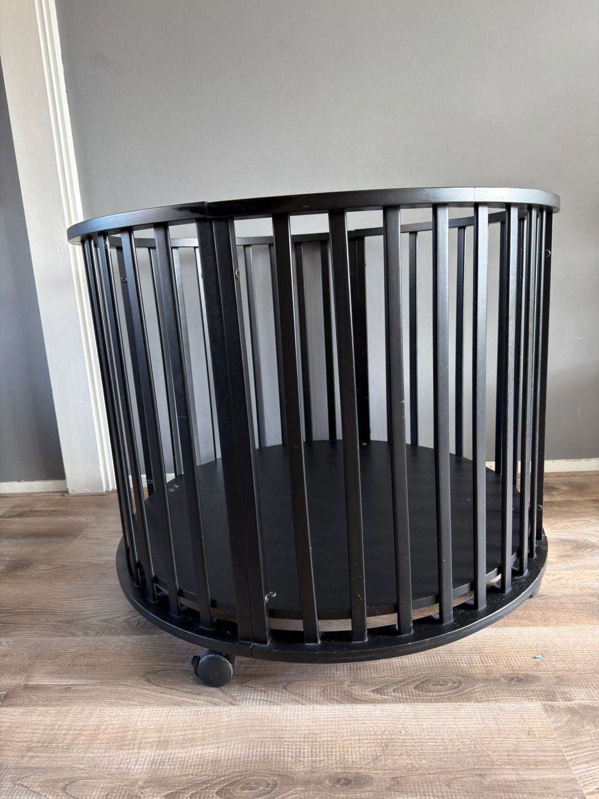 Europe Baby Circa Ronde Box Zwart, Kinderen en Baby's, Ophalen, Gebruikt, Rond, Wieltjes