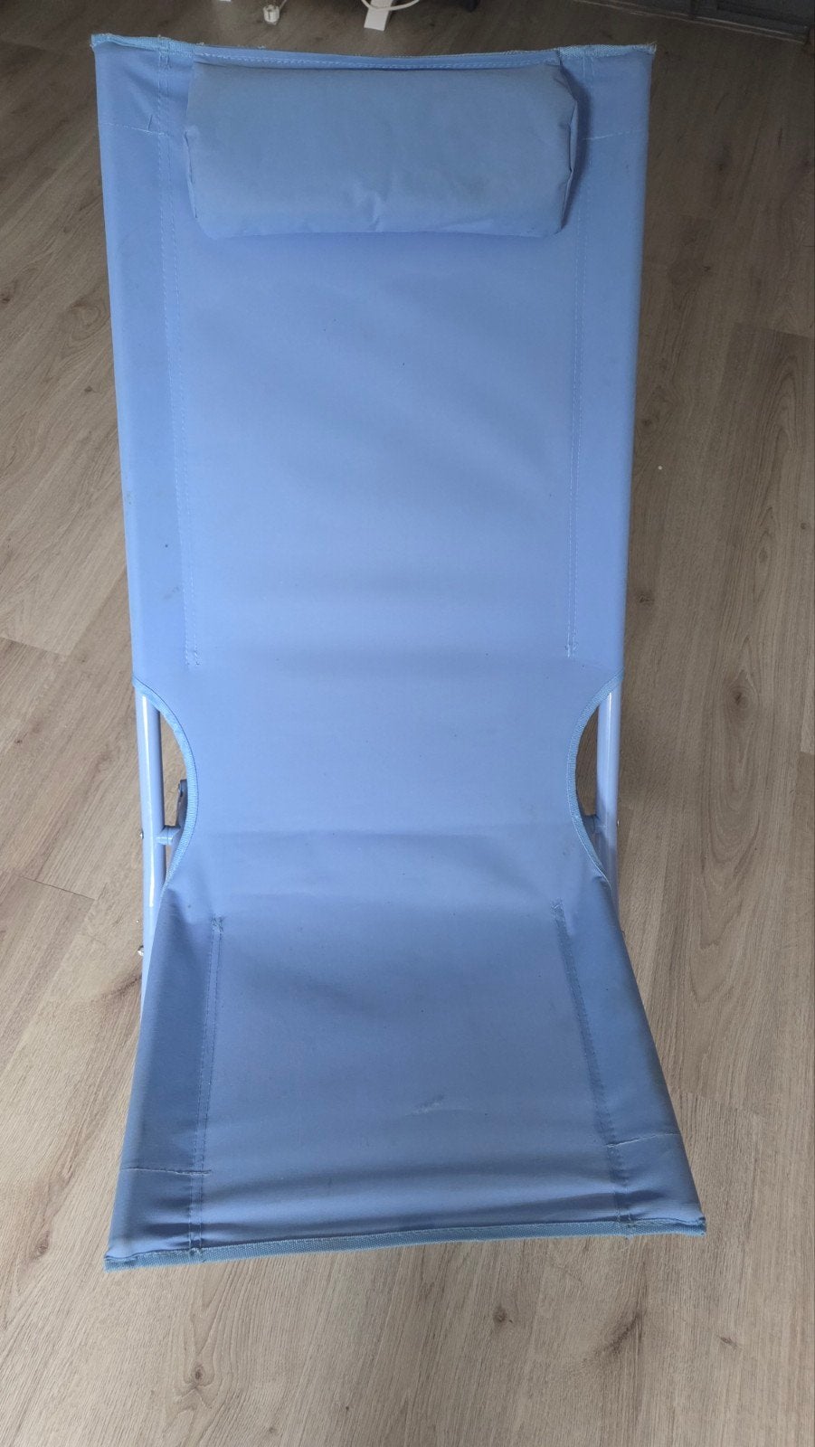 Blauw inklapbaar strandstoeltje met kussen 2 stuks, Ophalen of Verzenden, Gebruikt, Metaal, Inklapbaar