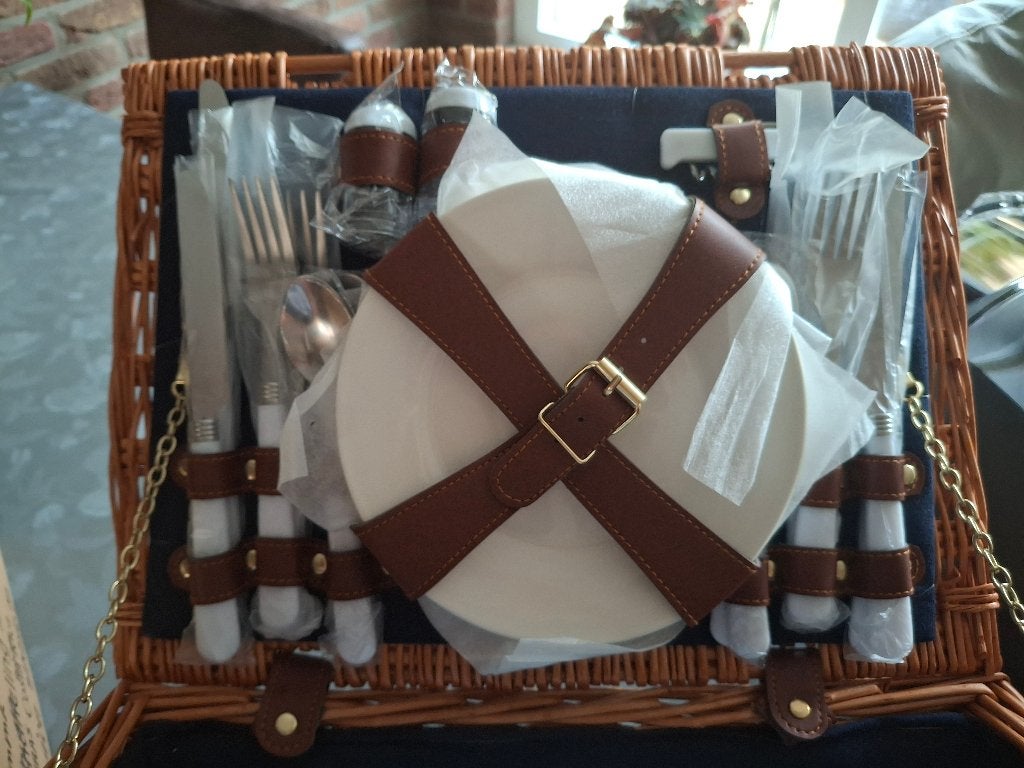 Gloednieuwe picknickmand met complete inhoud, Ophalen of Verzenden, Nieuw