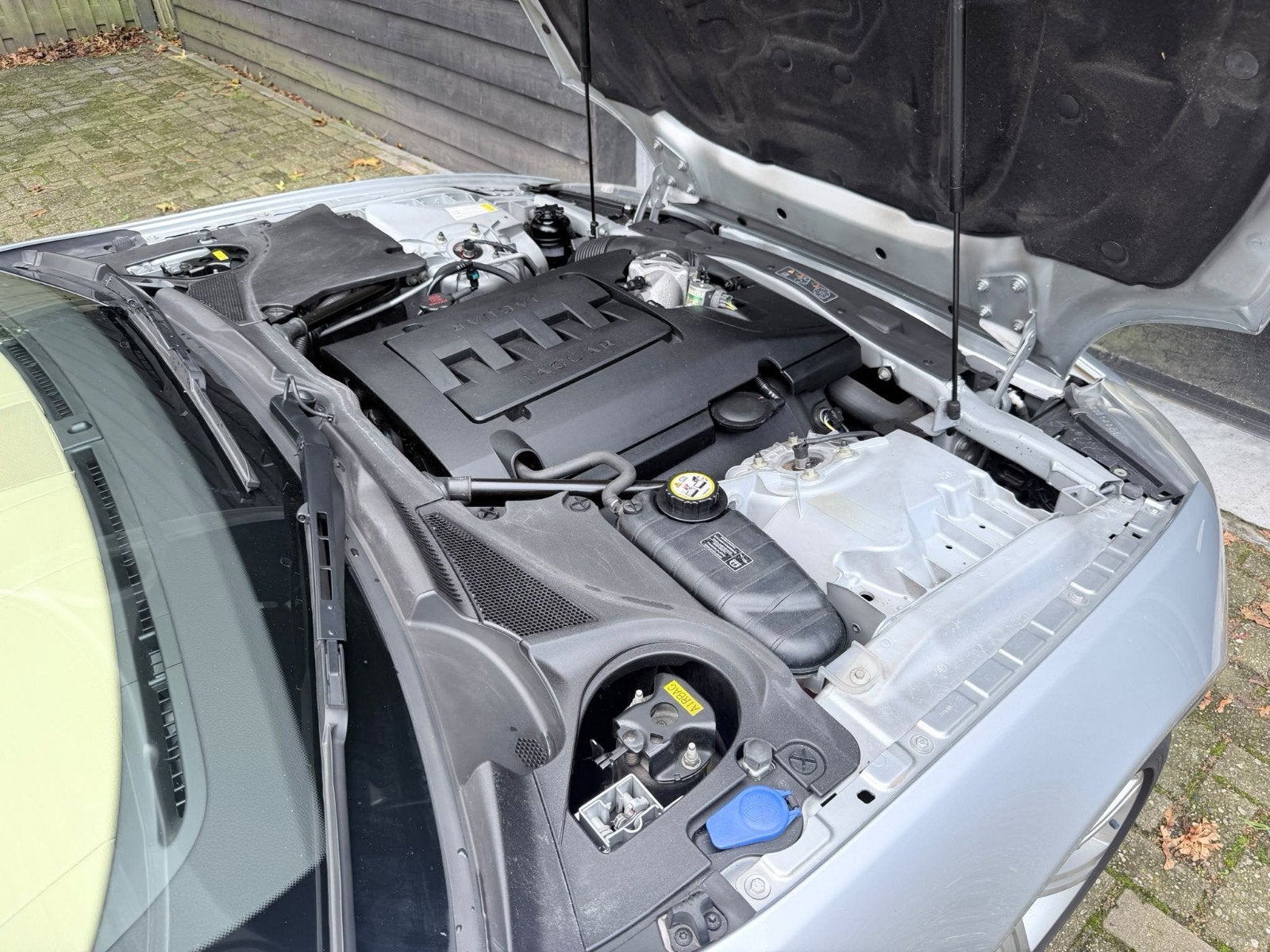 Jaguar XK 4.2 1e eigenaar, foto 11