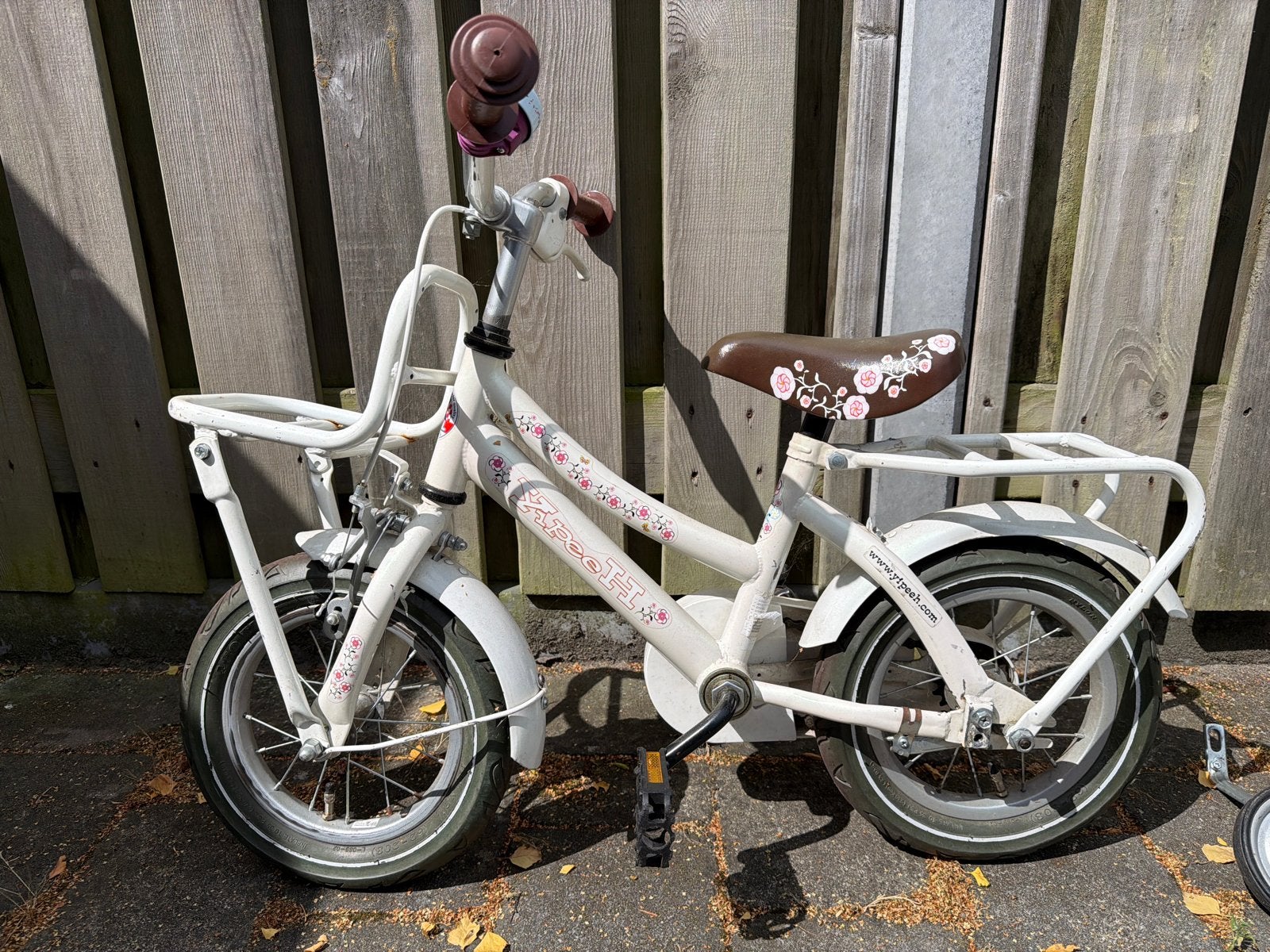 Kinderfiets 12 inch met zijwieltjes en handrem, Terugtraprem, Zijwieltjes, Gebruikt, Ophalen of Verzenden
