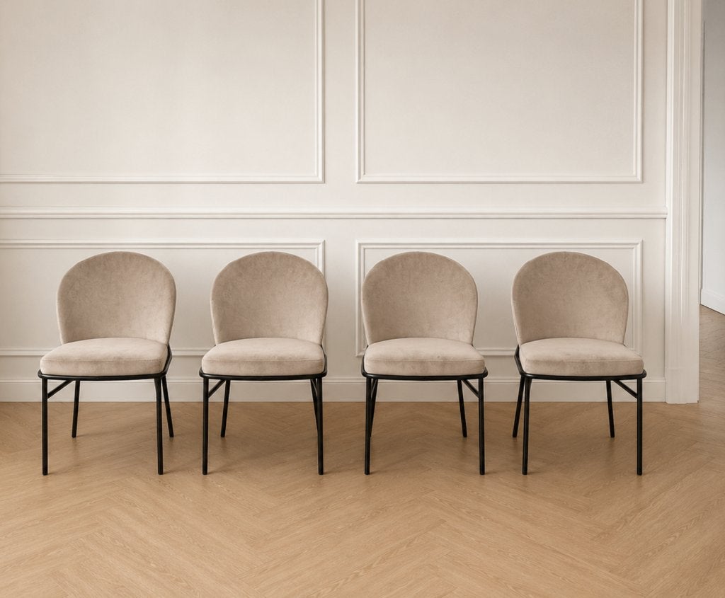 Prachtige Eichholtz eetkamerstoelen Velvet | 4 x | 'Greige', Ophalen, Japandi , Hotel Chic, Zo goed als nieuw, Vier