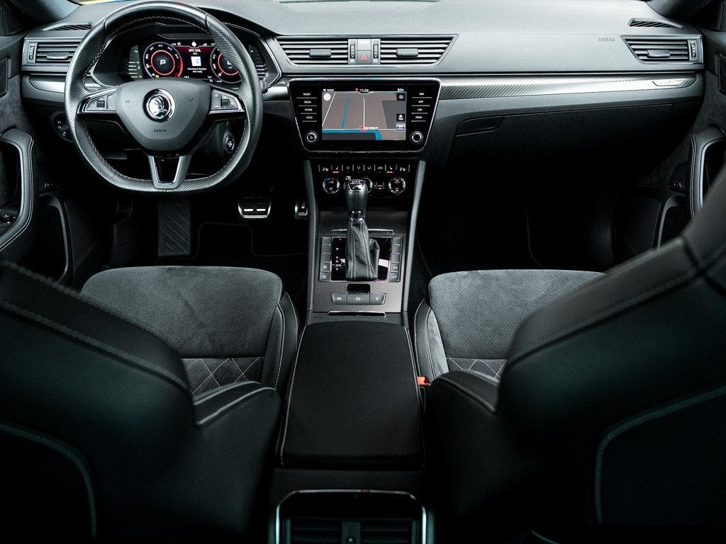 Skoda Superb Combi 1.5 TSI ACT Sportline Business | Kanton A, Auto's, Skoda, 12 maanden, 4 cilinders, Blauw, Alcantara