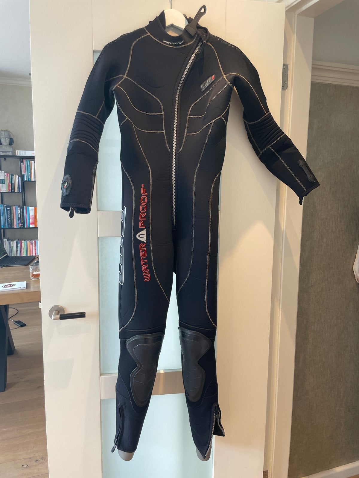 Waterproof W30 duikpak dames L met kompas, Watersport en Boten, Ophalen, Zo goed als nieuw, Duikpak