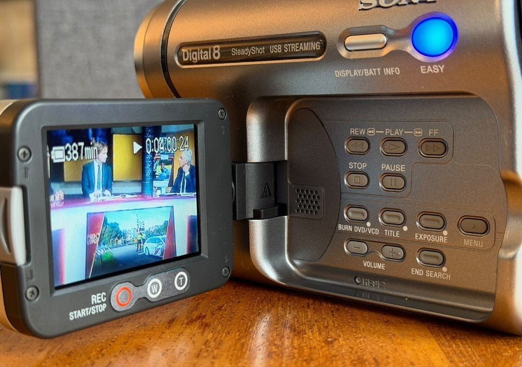 SONY DCR-TRV270E Digital8 Camera, Nightshot Plus, GETEST!, 20x of meer, Overige soorten, Ophalen of Verzenden, Zo goed als nieuw