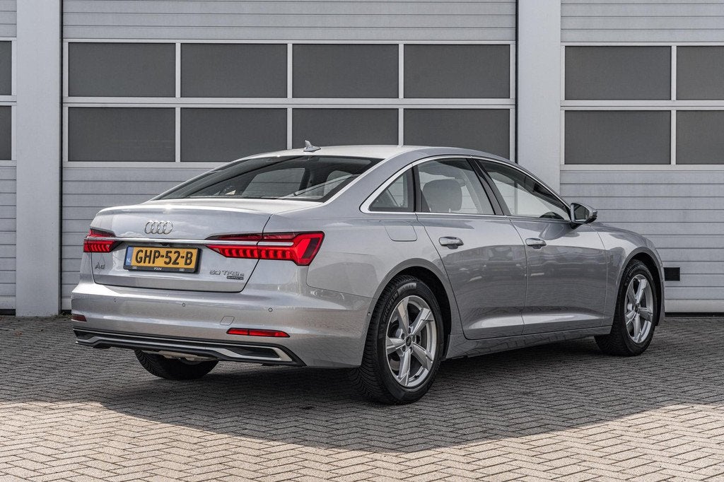 Audi A6 Limousine 50 TFSIe 299pk quattro Advanced edition |, Auto's, Audi, Automaat, Gebruikt, 4 cilinders, 150 min