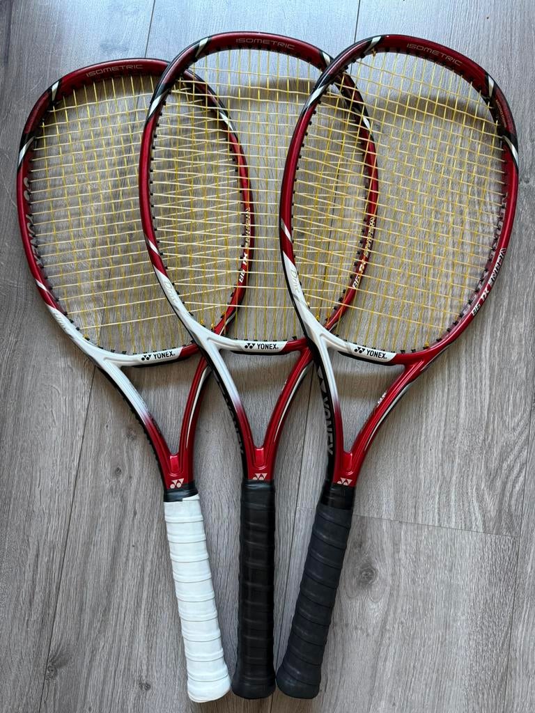 3x Yonex Vcore  Xi 98 grip 2. 305 gram, Gebruikt, Ophalen of Verzenden, Racket, L2