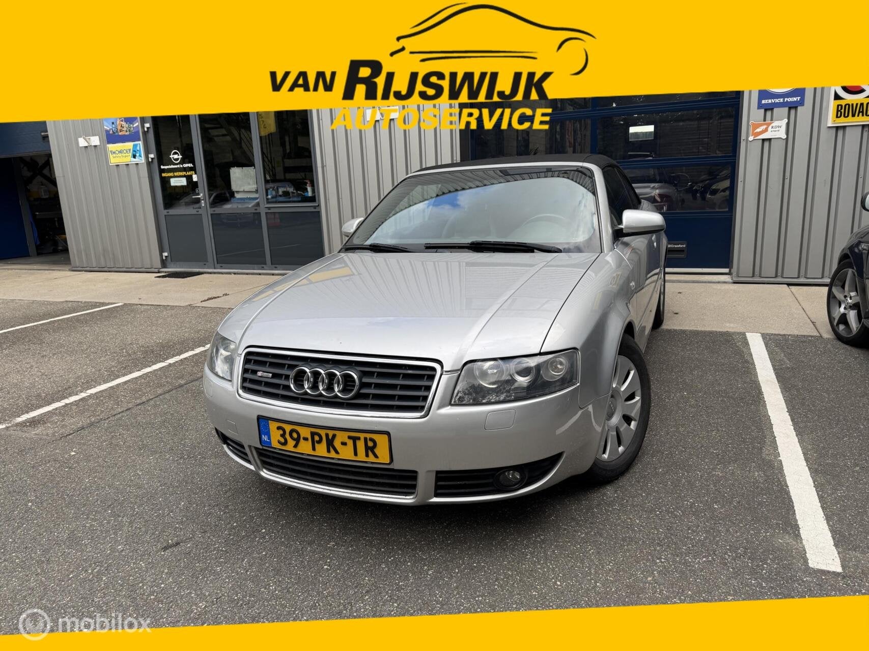 Audi A4 Cabriolet 1.8 Turbo cabriokap werkt niet!, Gebruikt, 4 cilinders, Cabriolet, 4 stoelen